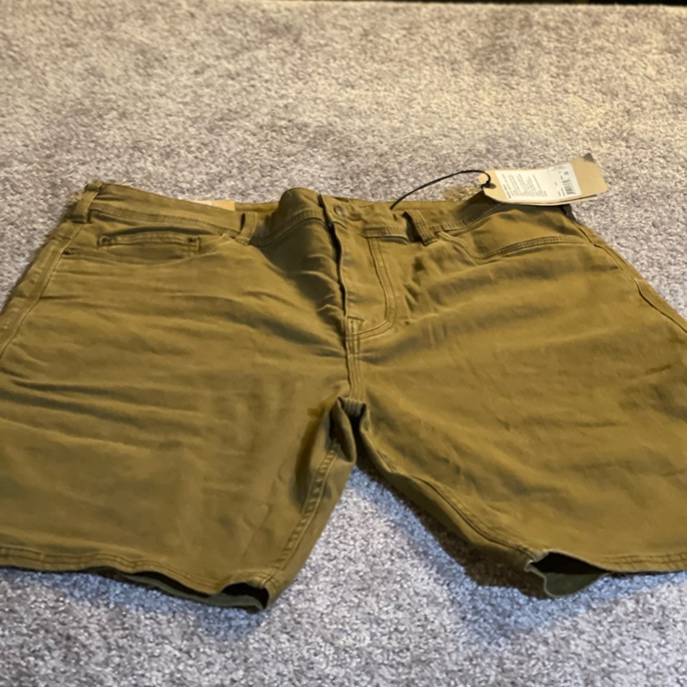 PrAna Men’s Khaki Hiking Shorts Size 38 Outdoor Adventure Casual Travel Chino